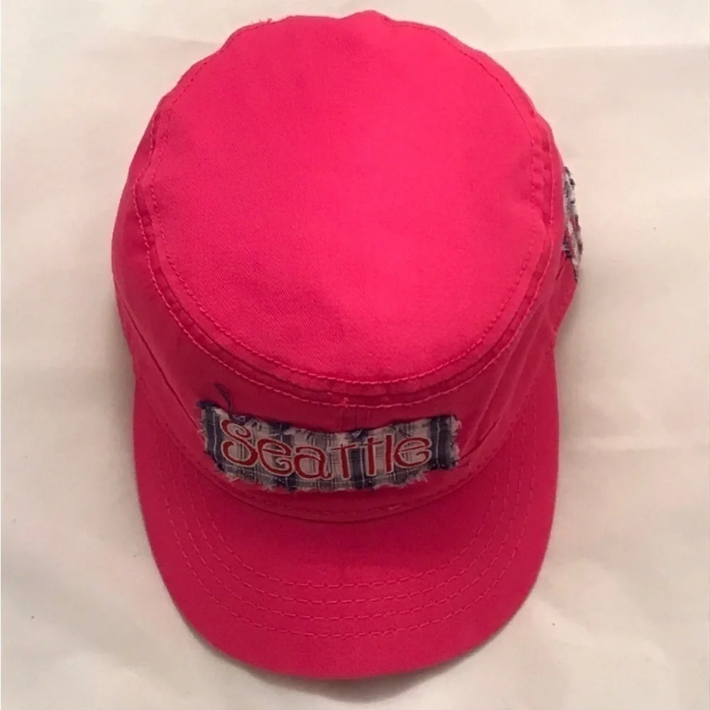 Seattle Flat Top Travel Cap